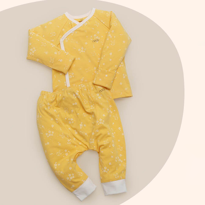W627S1SDNB175 - Bộ quần áo Nous CLNB hình thỏ vải Nu Petit - Màu vàng (NewBorn)