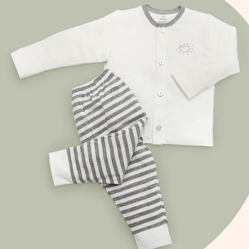 W621S1WGNB175 - Bộ quần áo Nous CTD dài tay vải Nu Petit - Màu trắng kẻ ghi (NewBorn)