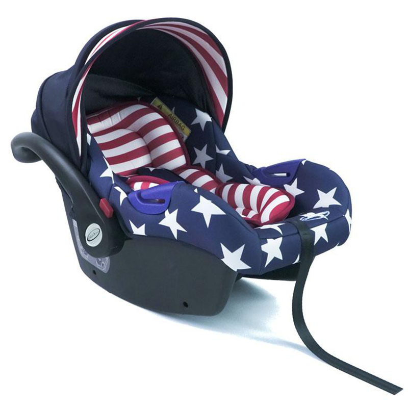 Nôi xách tay Gluck Baby ZY-07 - màu cờ Mỹ