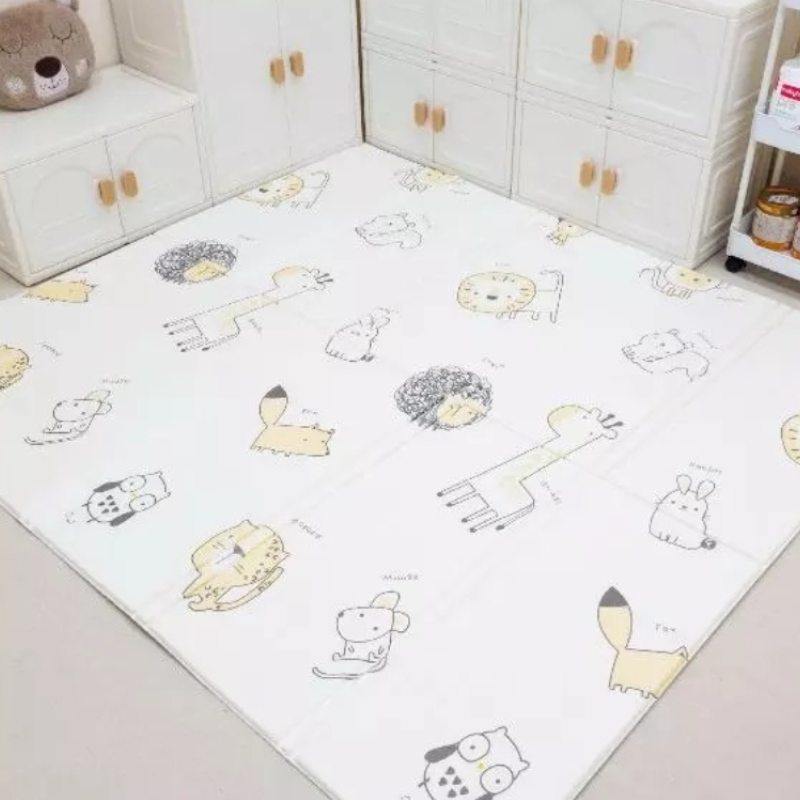 Thảm Cuộn Umoo UM-0767 - Hoạ Tiết Cáo Vàng