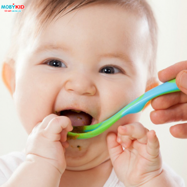 Cách chọn bột ăn dặm cho bé theo từng độ tuổi