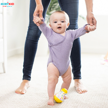 Bé vận động nhiều nên chọn tã dán hay tã quần? Top các nhãn hiệu tã quần cho bé vận động nhiều tốt hiện nay
