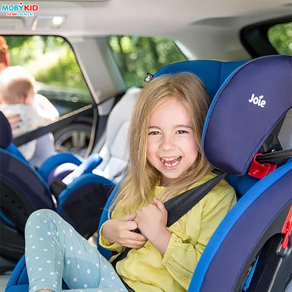 Tư vấn lựa chọn ghế ngồi ô tô cho bé phù hợp với từng độ tuổi mà mẹ nên biết ngay
