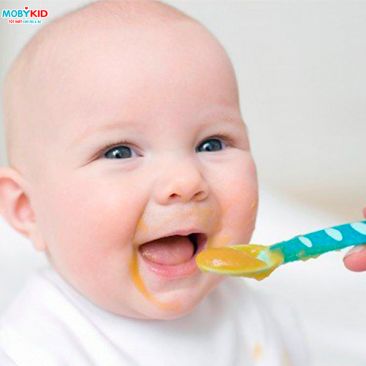 Bột ăn dặm cho trẻ là gì? Có cần thiết phải cho bé sử dụng bột ăn dặm hay không?