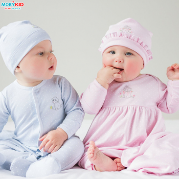 Điểm danh những sản phẩm thời trang sơ sinh cho bé khi mùa đông sắp tới
