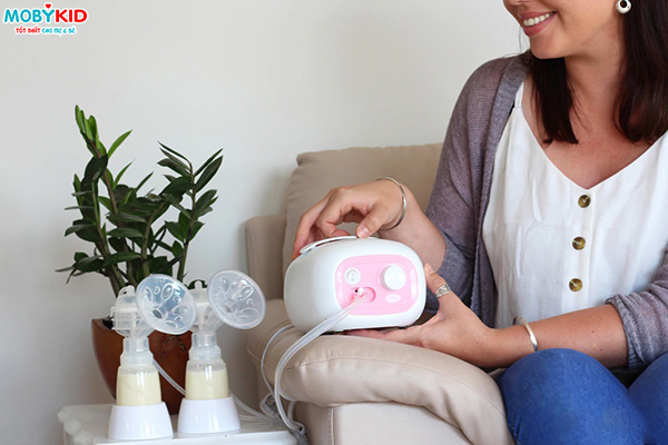[Review] Chiếc máy hút sữa Unimom có lực hút mạnh nhất giúp mẹ giải quyết các vấn đề về sữa