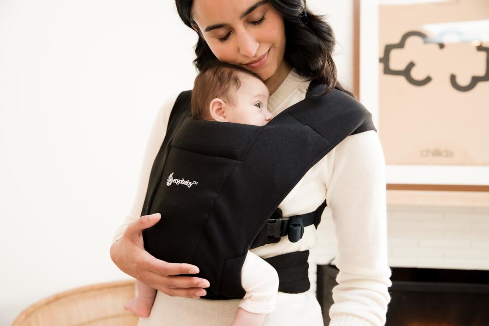 Địu Ergobaby Embrace Cozy – Pure Black