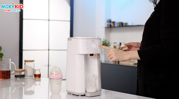 5 Máy đun nước pha sữa tốt nhất để tết 2021 của mẹ nhẹ tênh