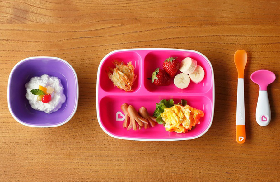 Bộ 2 đĩa ăn chia ngăn chống trượt Munchkin (Hồng - Tím)