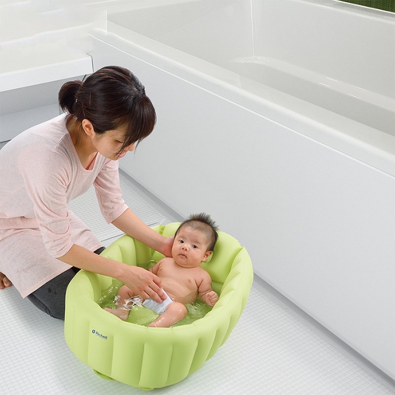 Chậu tắm phao cho bé Richell RC98072 - Màu Xanh