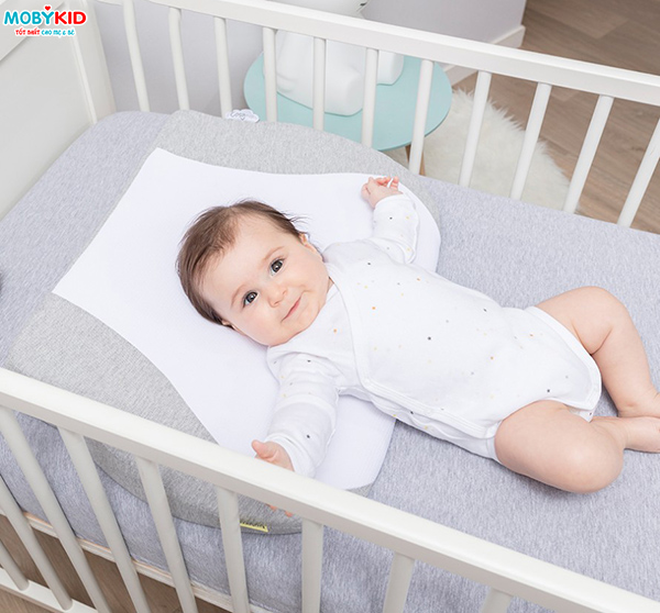 Gối chống trào ngược cho bé có thực sự tốt cho bé và loại nào tốt nhất hiện nay
