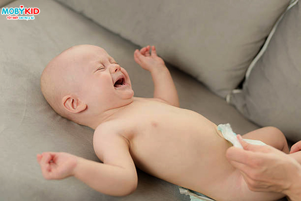 Hăm tã ở trẻ sơ sinh, cách phòng tránh và điều trị hăm tã