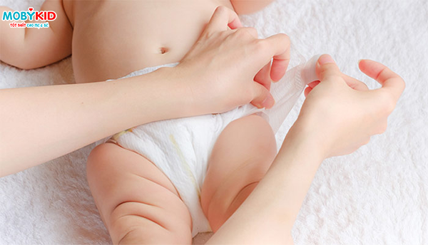 Hăm tã ở trẻ sơ sinh, cách phòng tránh và điều trị hăm tã