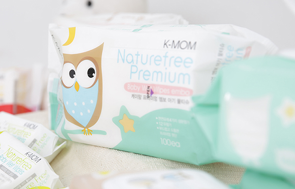 Khăn ướt vân nổi K-mom 100C