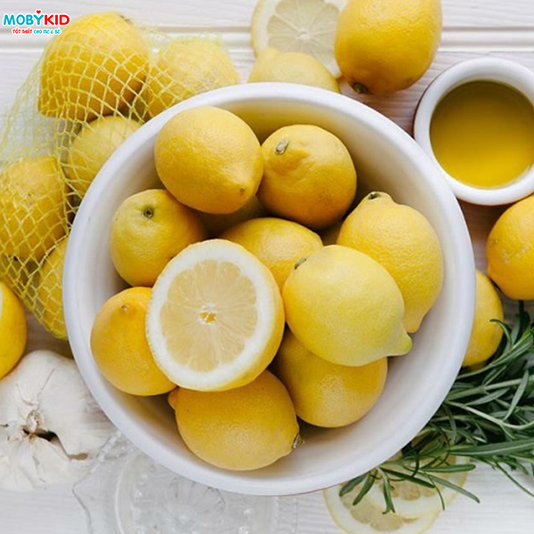 Mách mẹ những cách khử mùi hôi ở bình sữa cho bé hiệu quả