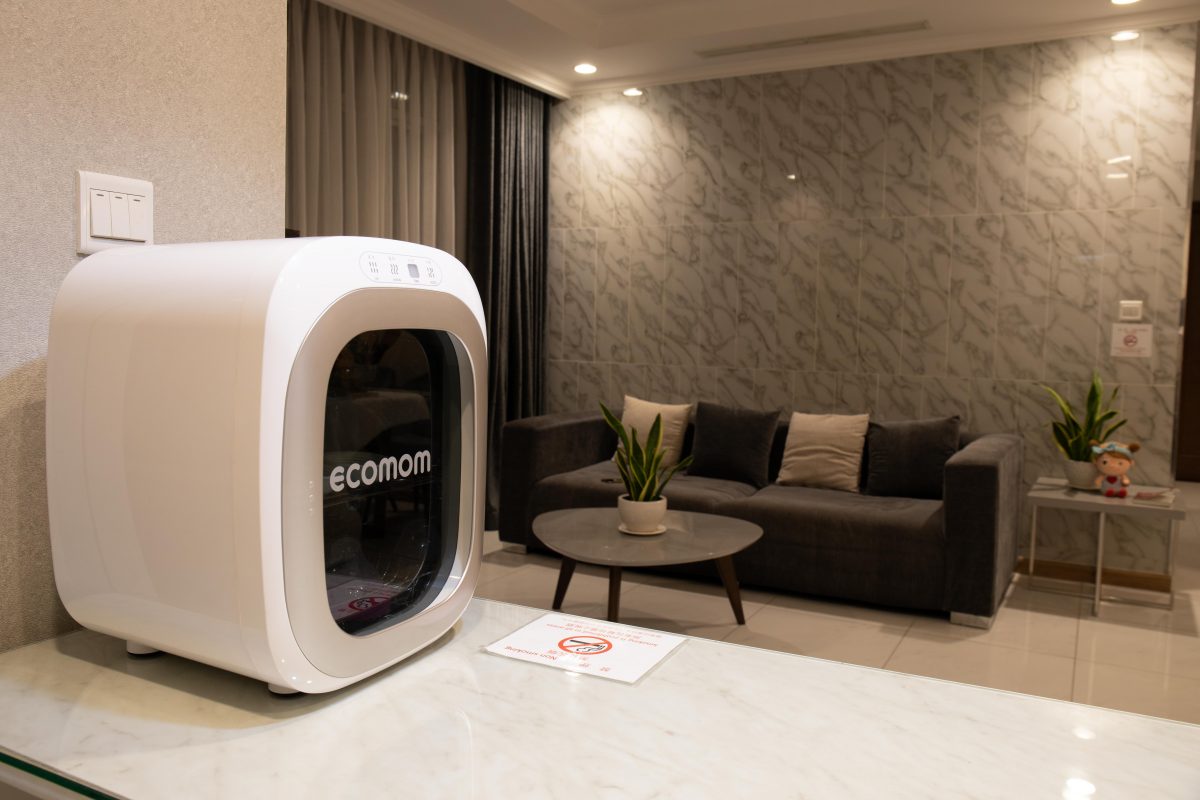 Máy tiệt trùng sấy khô khử mùi bằng tia UV Ecomom ECO-100 Pro - Màu Trắng