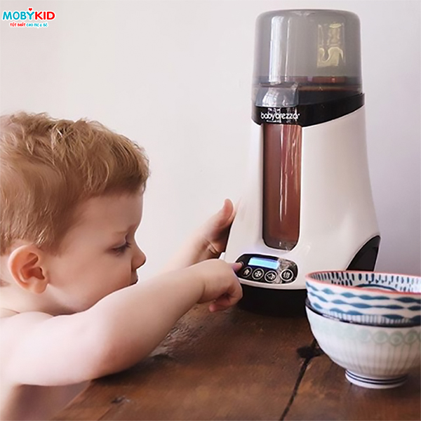 Review chi tiết máy hâm sữa thông minh Baby Brezza lần đầu có mặt tại Việt Nam