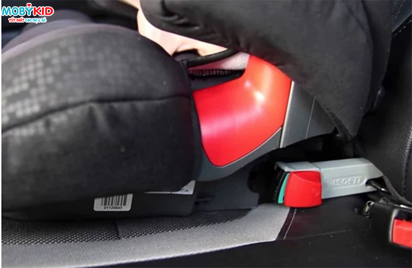 Review top 4 ghế ngồi ô tô cho bé có Isofix đáng mua nhất hiện nay