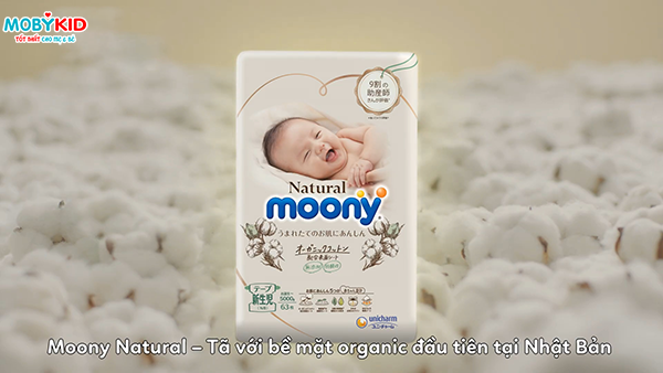 So sánh bỉm Moony Natural và bỉm Moony thường, loại nào tốt hơn?
