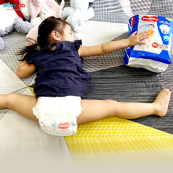 So sánh bỉm Huggies và Goon cho bé, nên mua loại nào?