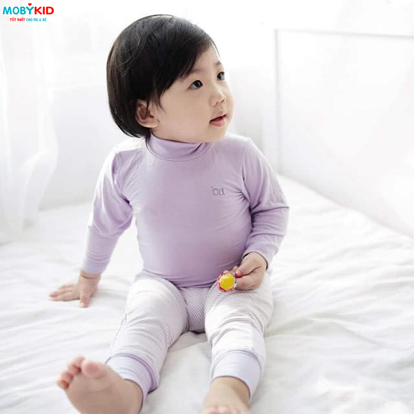 Vì sao mẹ nên chọn mua cho bé sơ sinh những bộ quần áo thương hiệu uy tín hiện nay?