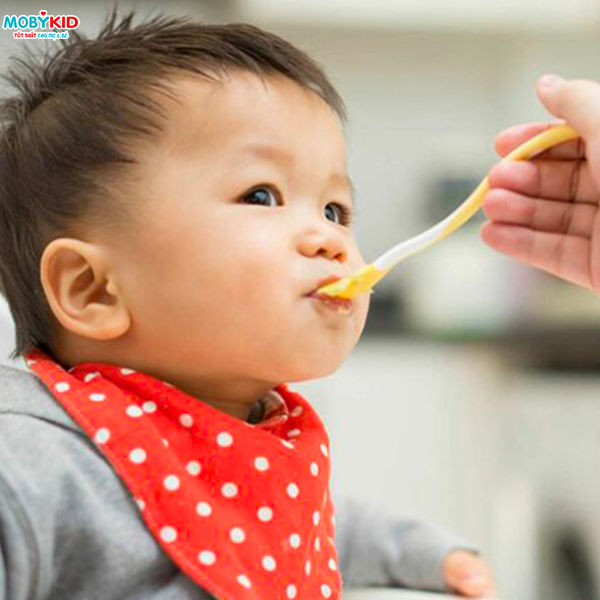Bột ăn dặm cho trẻ là gì? Có cần thiết phải cho bé sử dụng bột ăn dặm hay không?