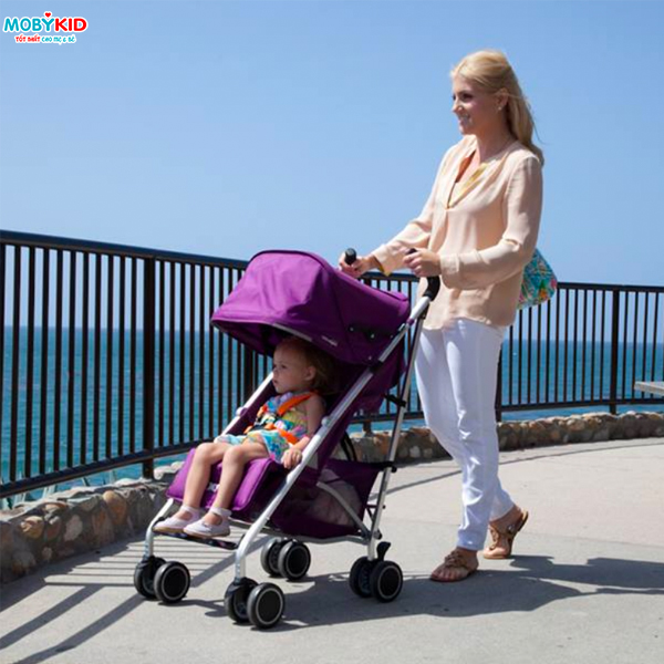 Những điều mẹ cần biết khi sử dụng xe đẩy trẻ em để đảm bảo an toàn cho bé